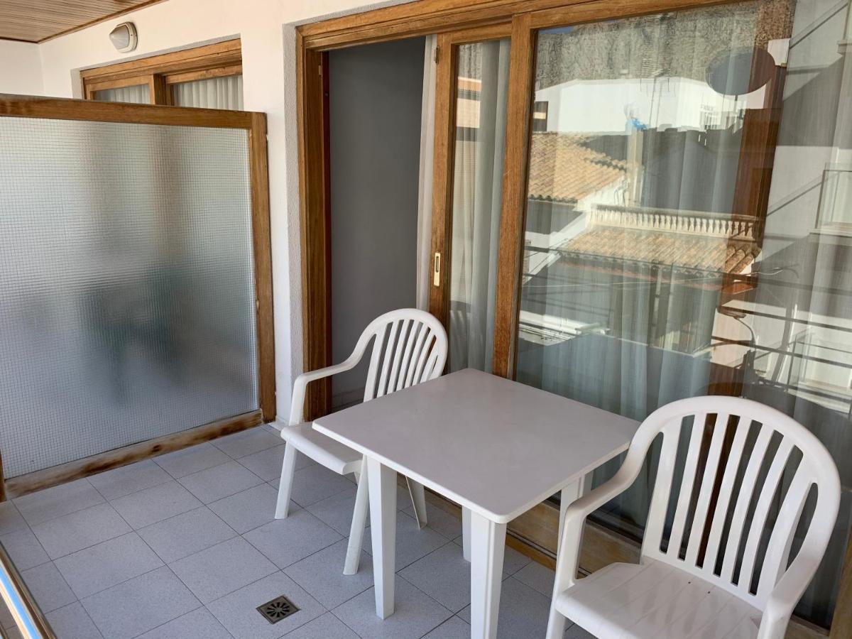 Apartamentos Marina Port de Pollença Eksteriør bilde