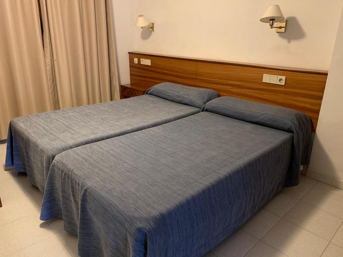 Apartamentos Marina Port de Pollença Eksteriør bilde